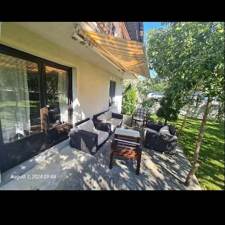 Holiday home Kuca Za Odmor Amber Podastrana