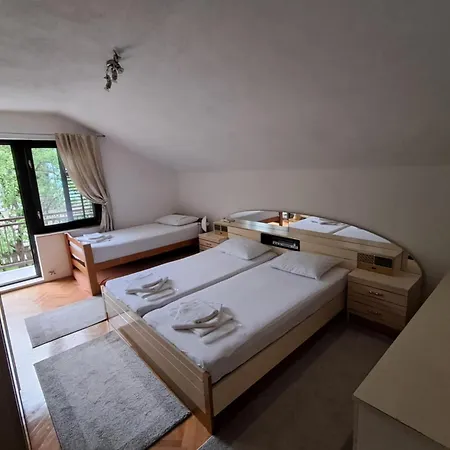 Kuca Za Odmor Amber Holiday home Bihac